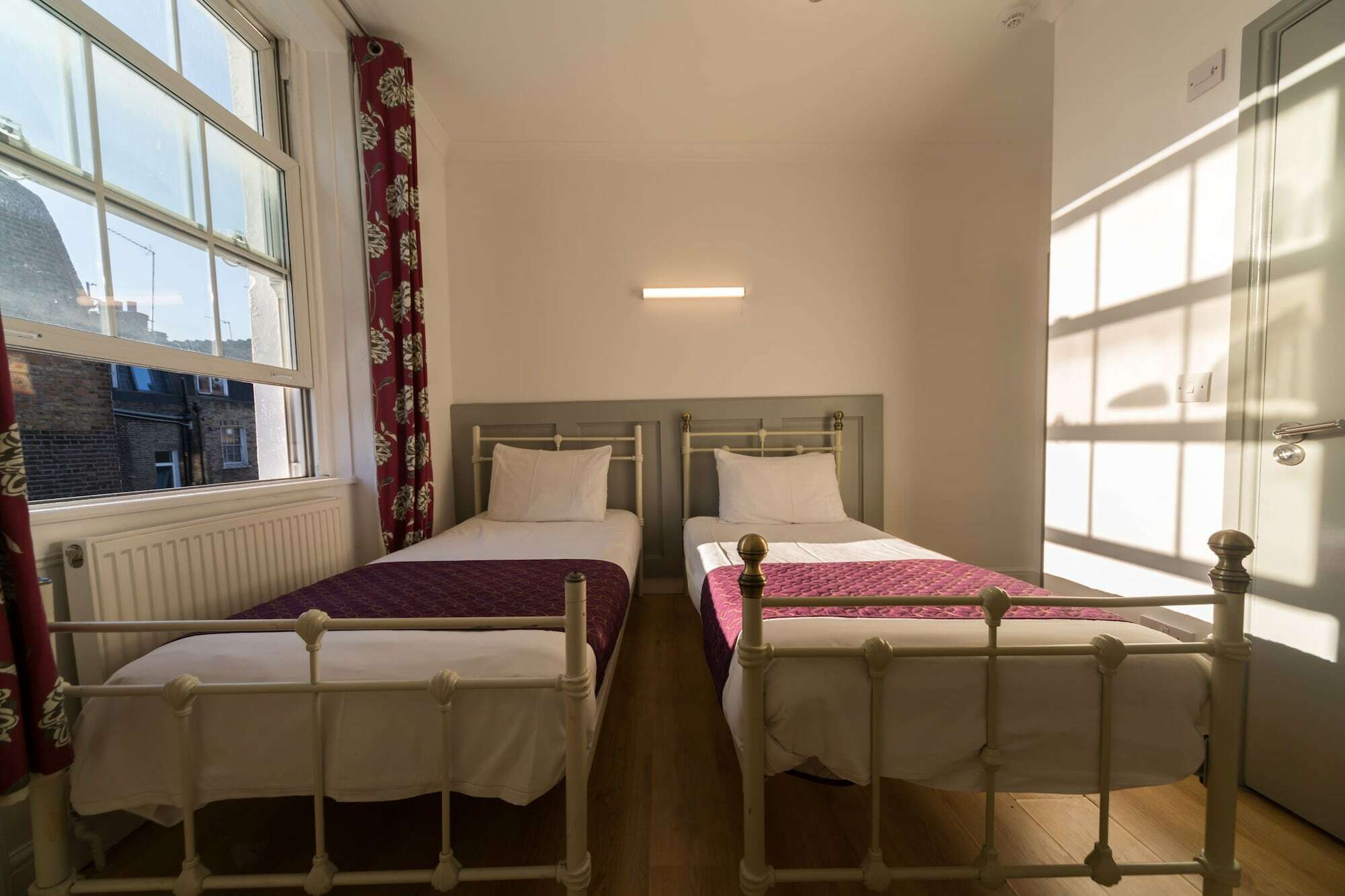 Oyo Kings Hotel
