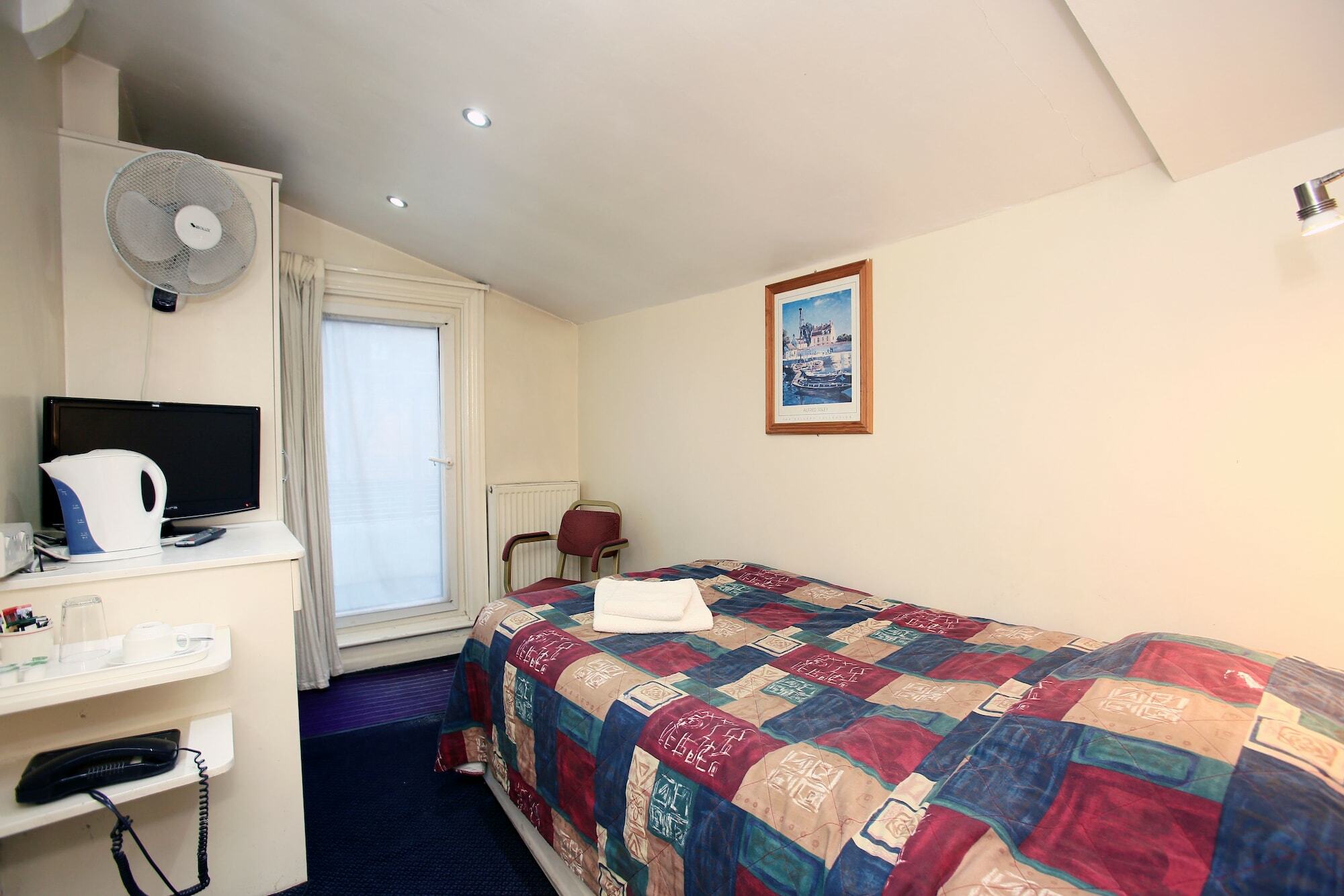 Grantly Hotel London