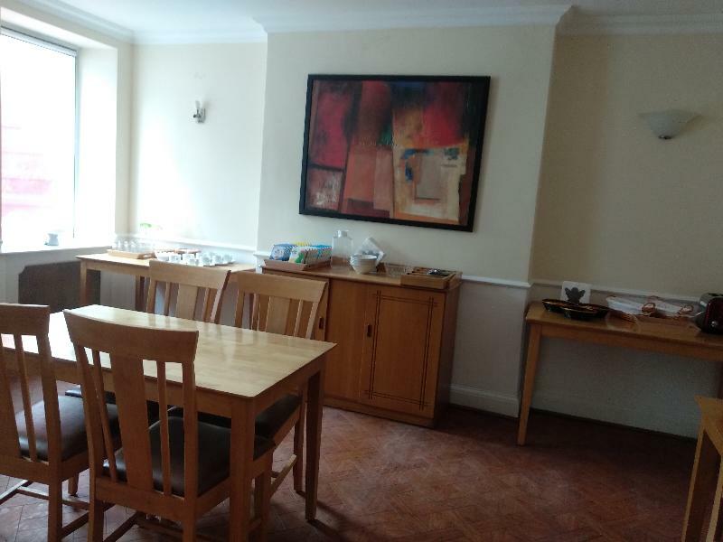 Oyo 24 Sussex, Paddington 3* London