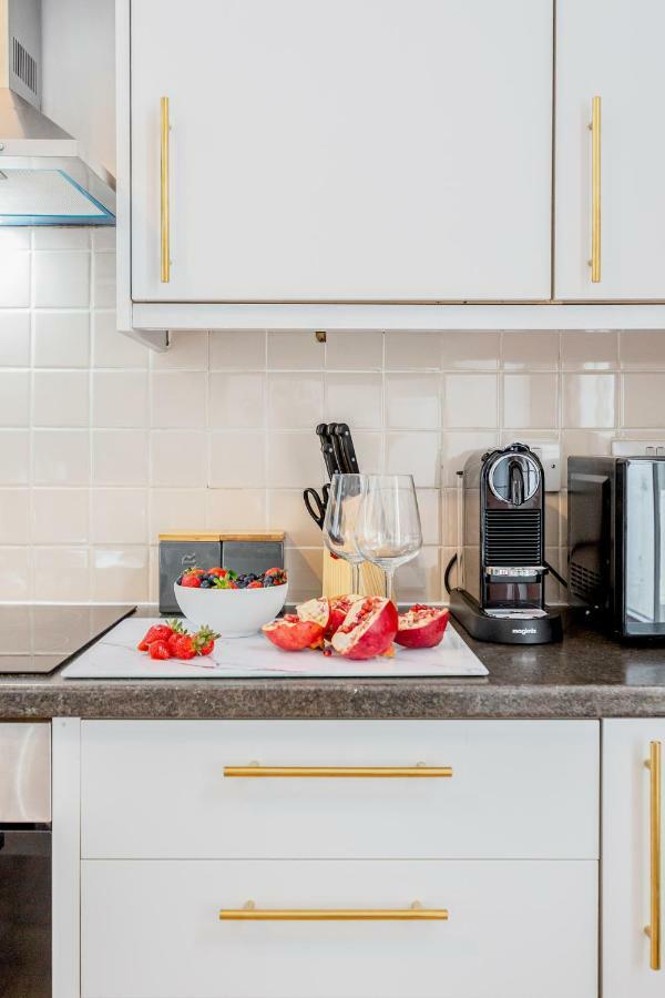 Bright & Spacious 4beds - Kensington High Street-olympia Leilighet
