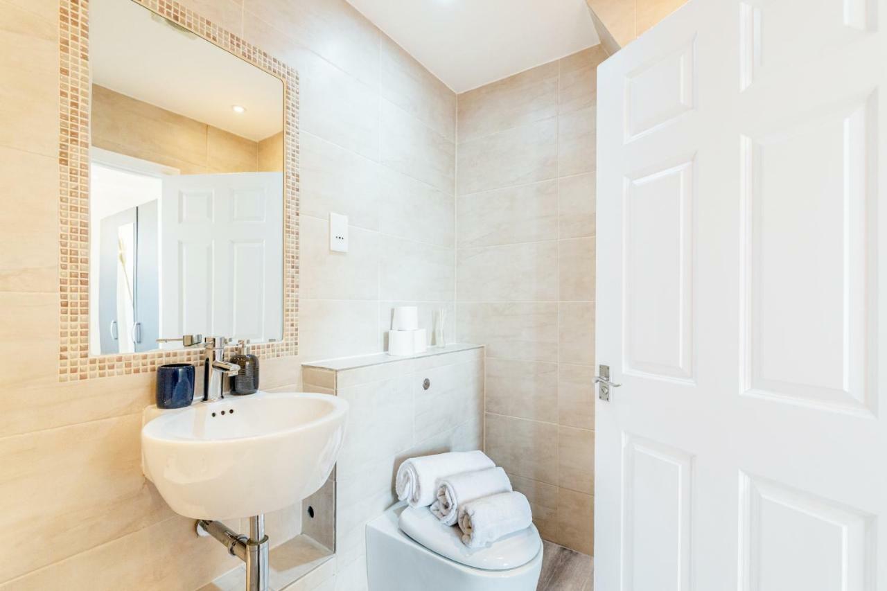 Leilighet Bright & Spacious 4beds - Kensington High Street-olympia London