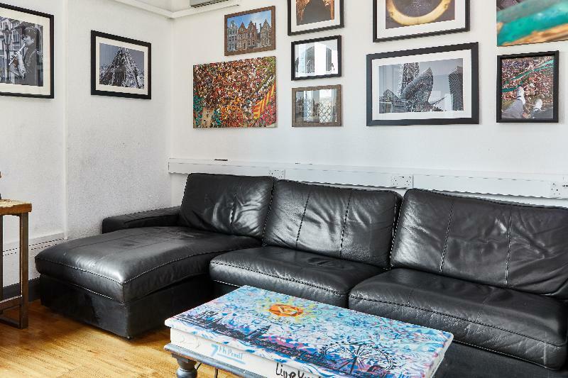 St Christopher's Oasis - Bridge - Female Only * London