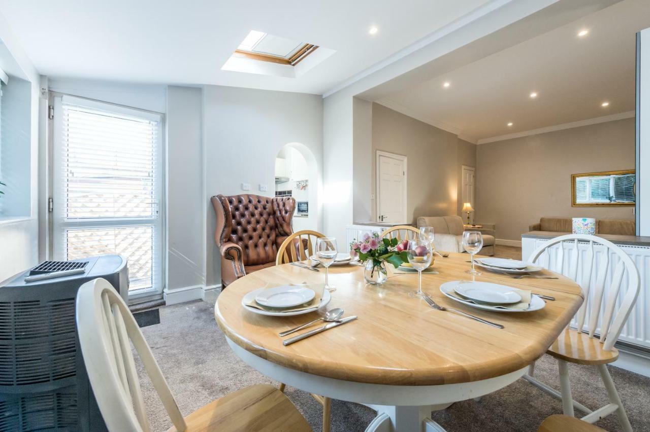 Stylish Apartment,12 Minutes From Oxford Street,central London,ac,wifi! Leilighet *