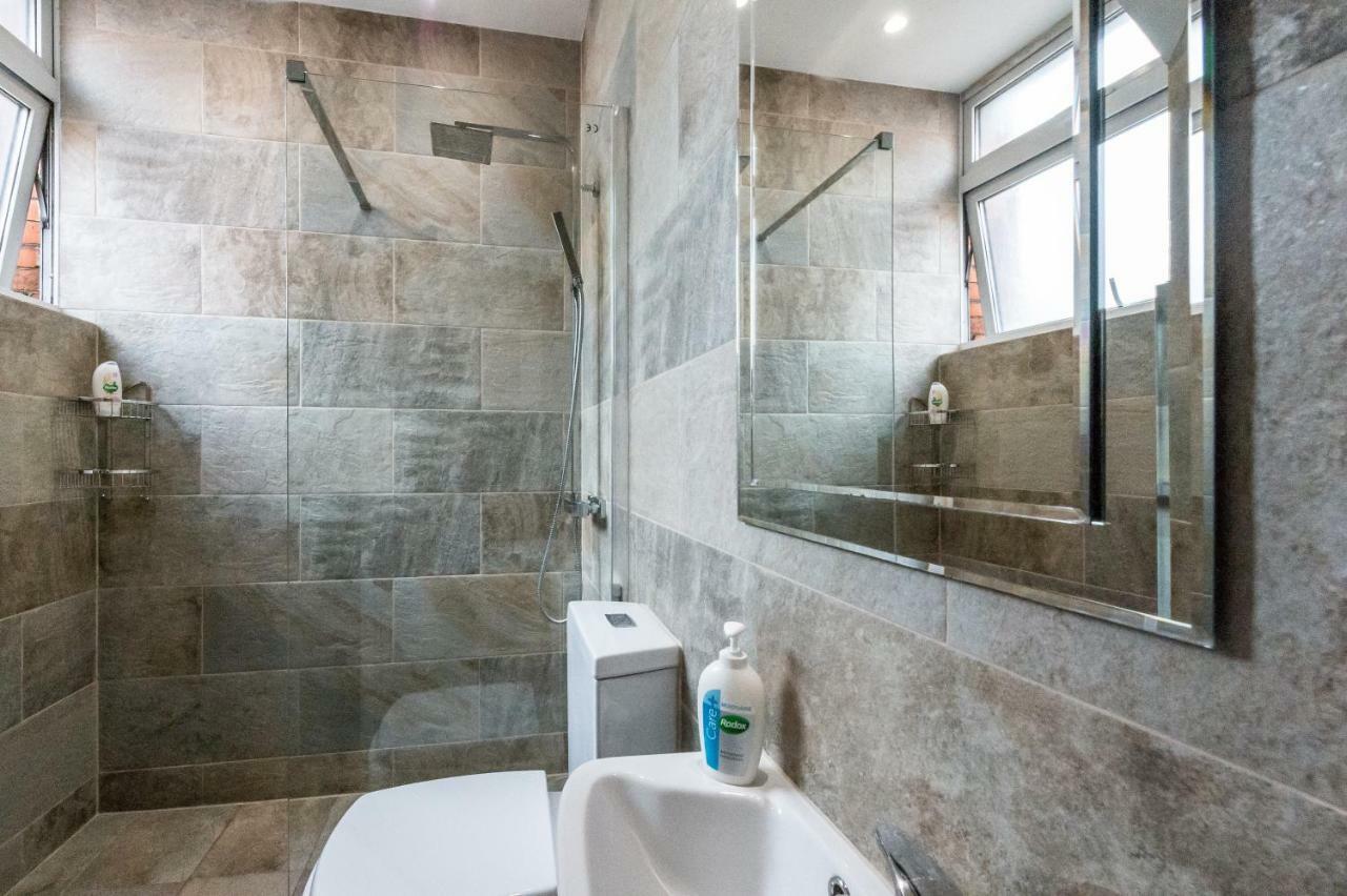 Stylish Apartment,12 Minutes From Oxford Street,central London,ac,wifi! Leilighet *
