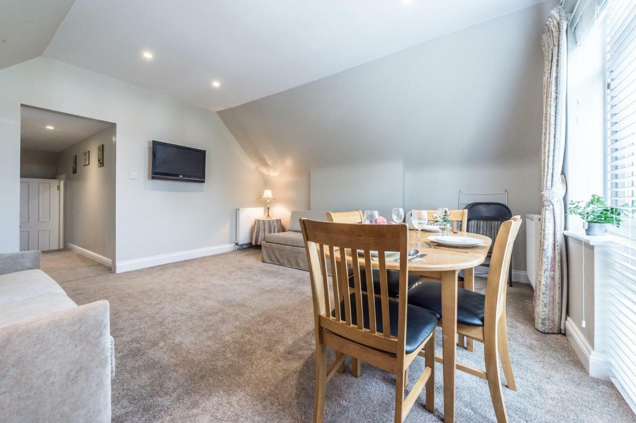 Stylish Apartment,12 Minutes From Oxford Street,central London,ac,wifi! Leilighet London