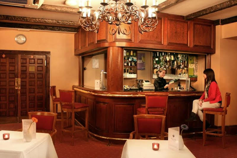 Henry Viii 4* London