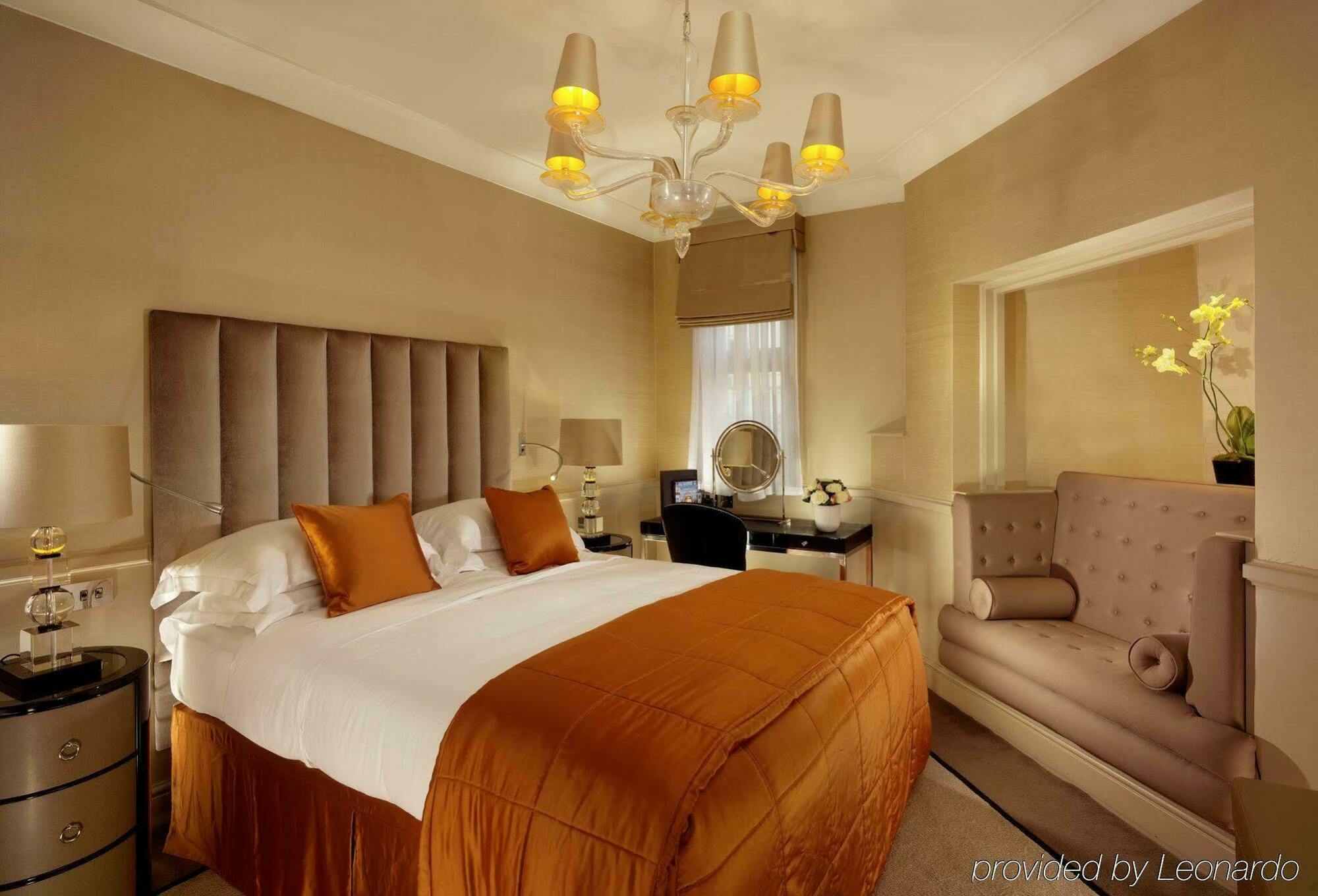 Hotel Althoff St James's & Club 5*