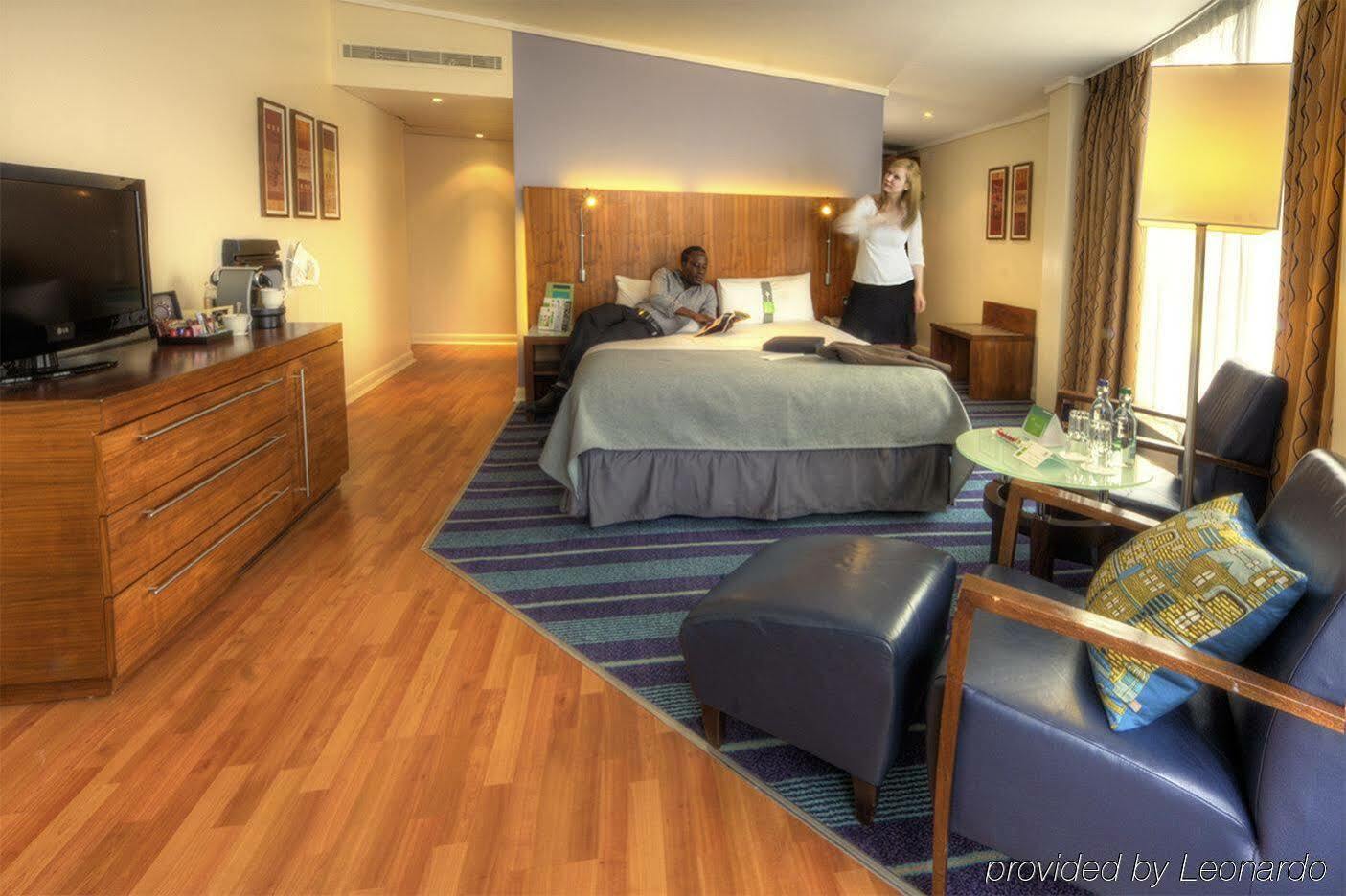 Holiday Camden Lock By Ihg