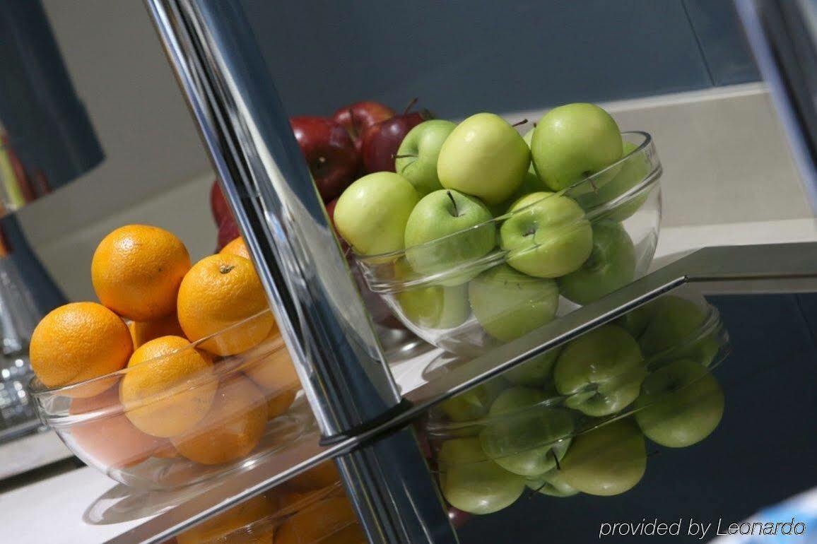 Holiday Express - Wandsworth By Ihg London