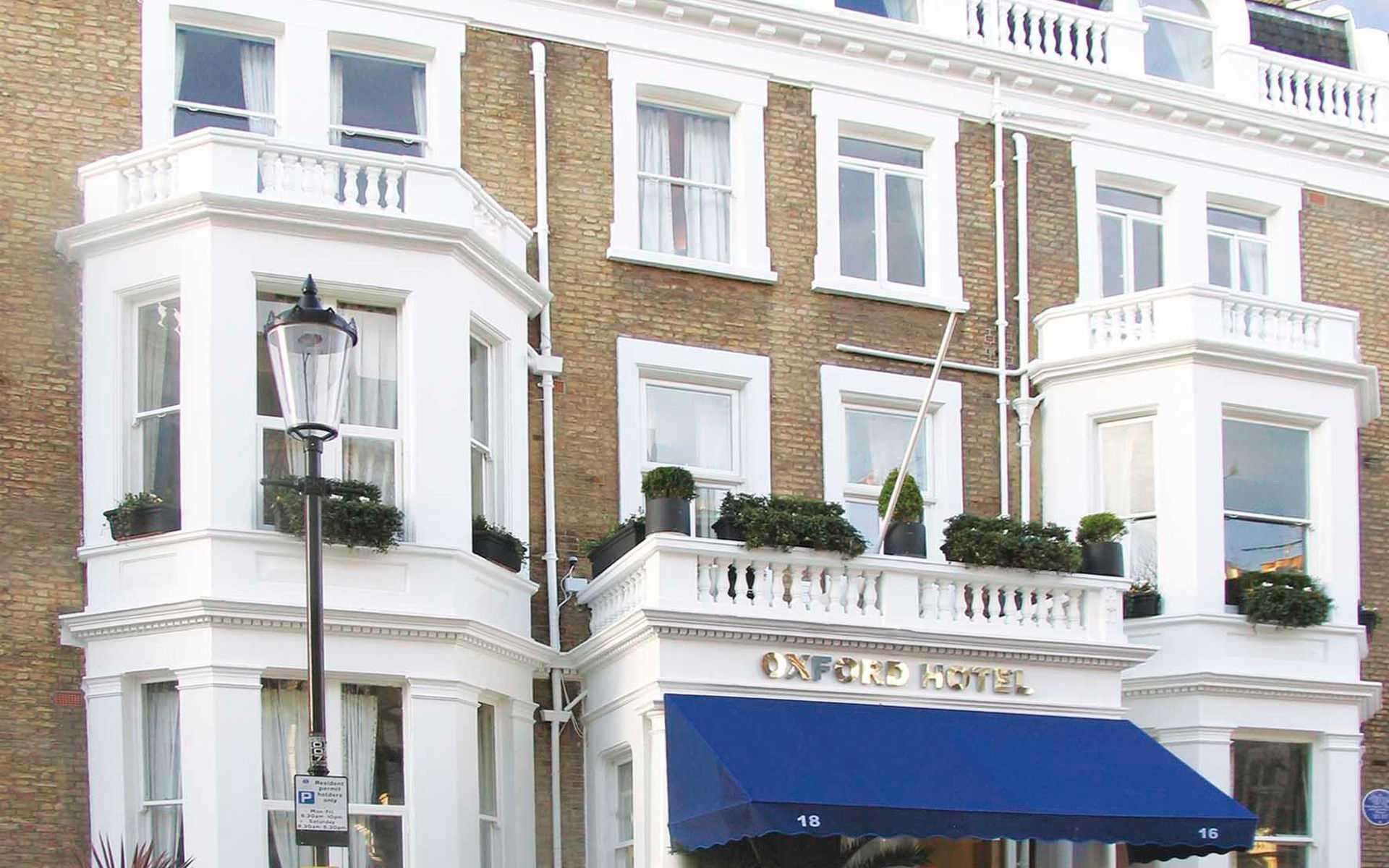 Oxford Hotell 3*