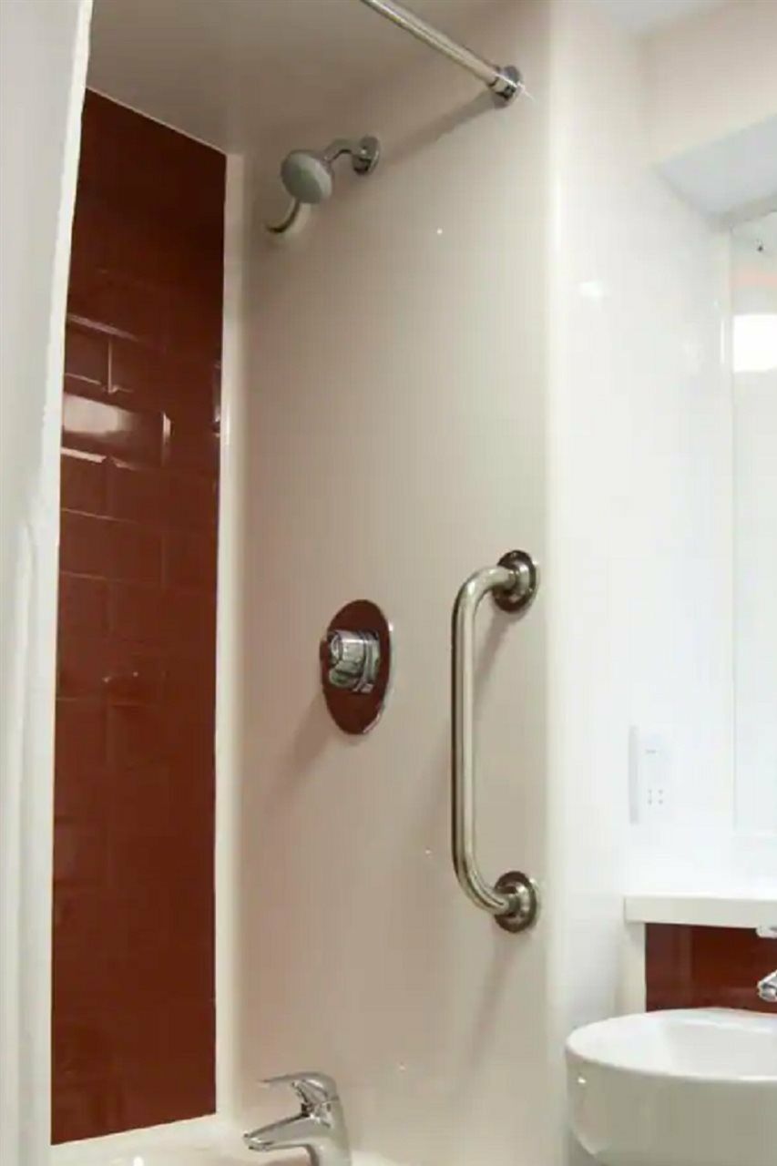 Hotel Travelodge Wembley London