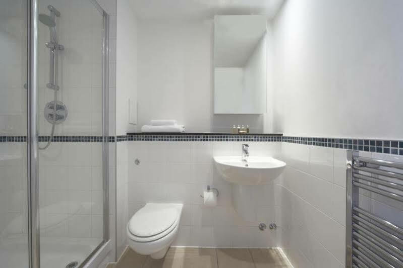 Lejlighedshotel Marlin Bridge - Empire Square 4*