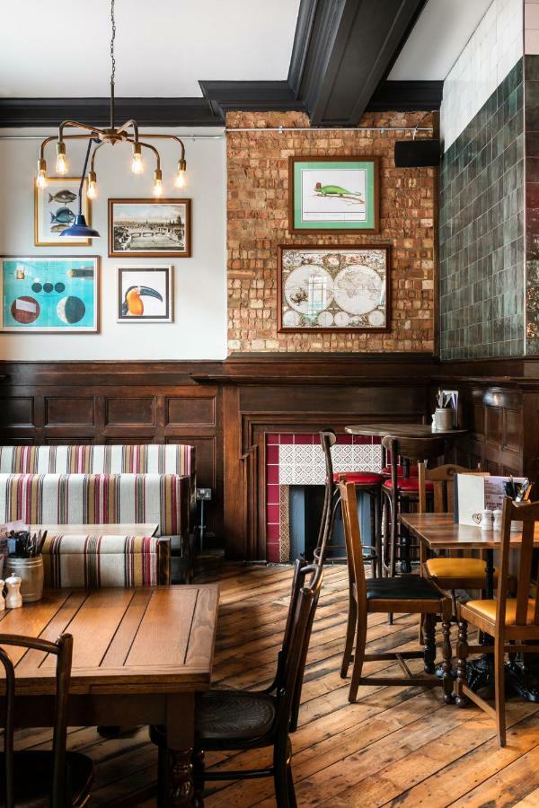 Auberge de jeunesse Publove @ The Rose & Crown