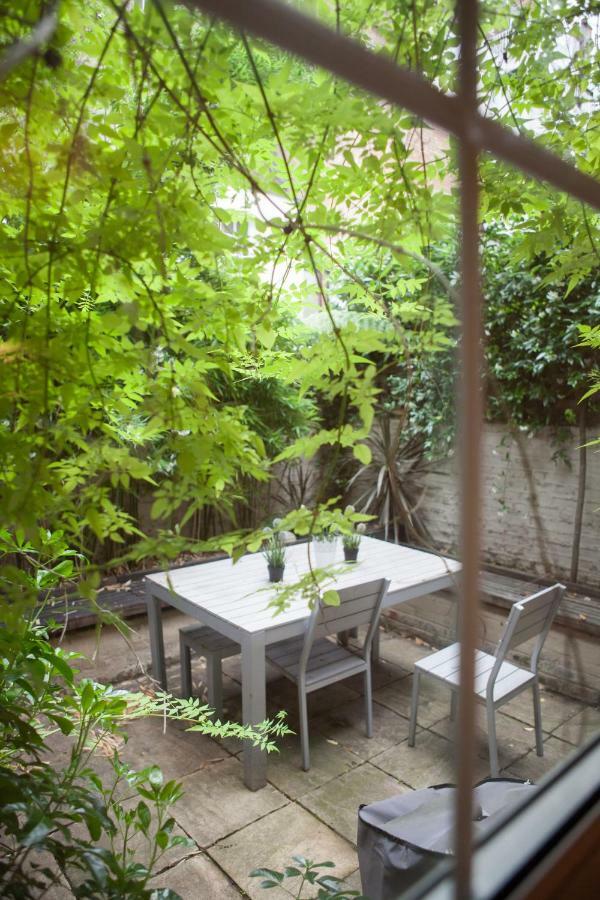 Victoria Station Apartment *