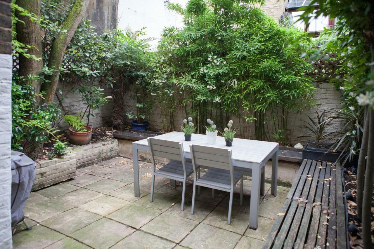 Apartment Victoria Station London