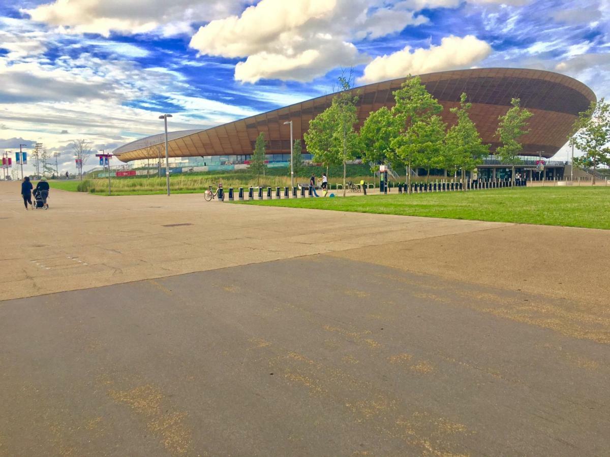 2-Bedrooms Modern Apartment Next To Velodrome, Lounge, Balcony, Parking, Abba * Londres