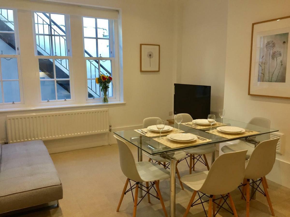 Apartment Stylish In Victoria London
