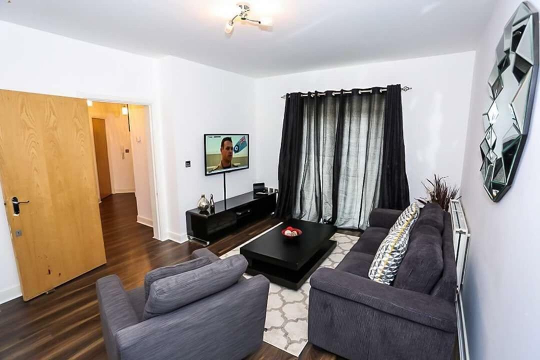 Apartment Modern 2 Bedroom London