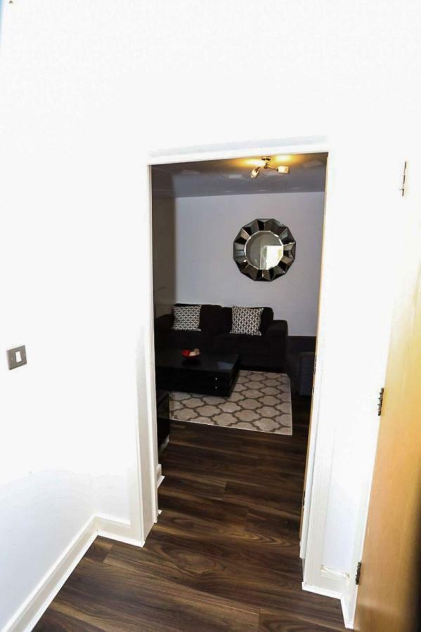 Modern 2 Bedroom * London