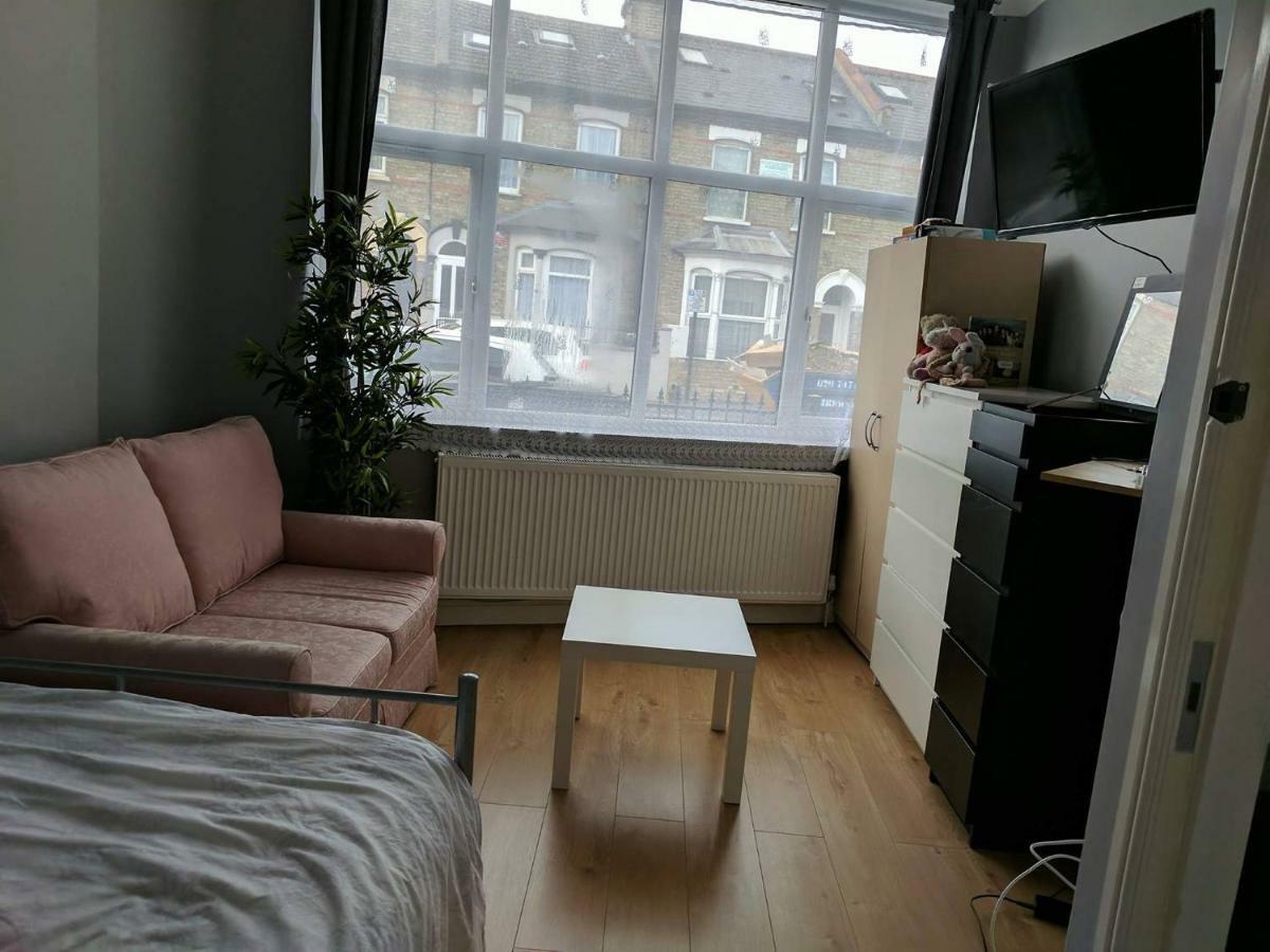 Walthamstow Studio Apartment