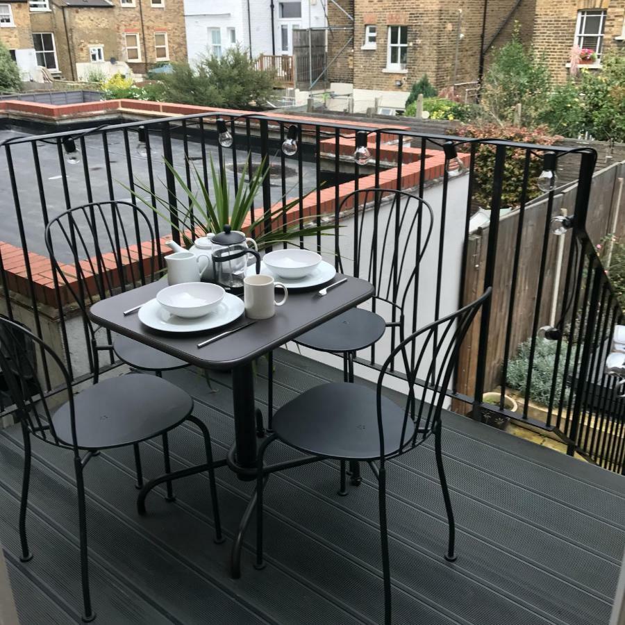 Apartment Battersea Apt At Louvaine Road London