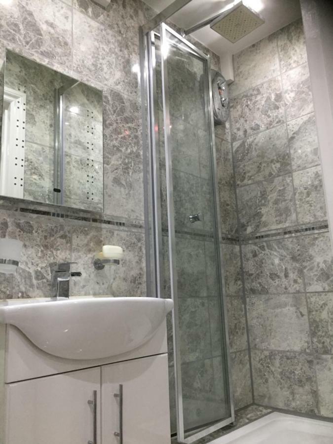 Luxurious In Kensington & Chelsea Apartment