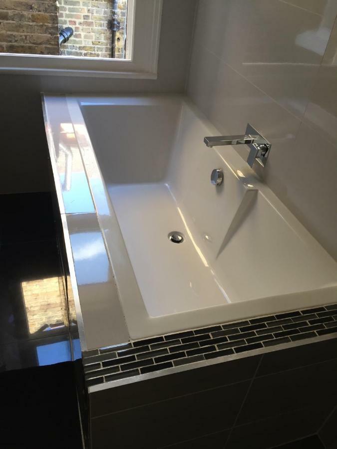 Apartment Shepherds Bush *