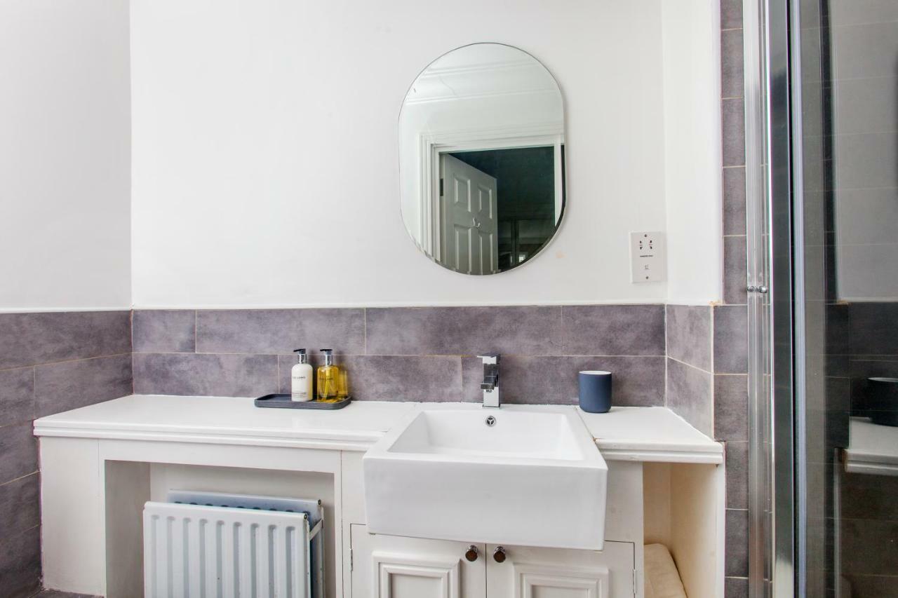 2bed 2bath In Fitzrovia London