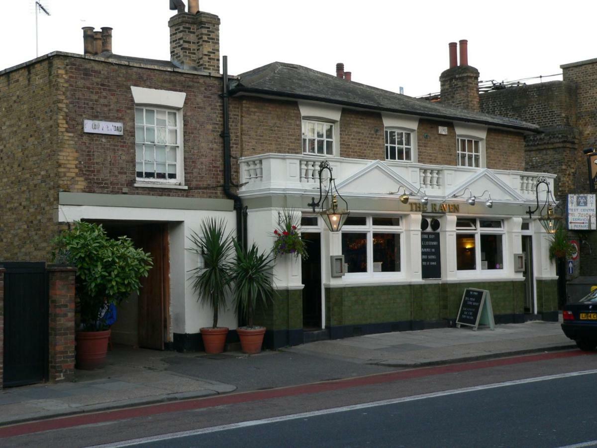 8 Ravenscourt Gardens Lejlighed London
