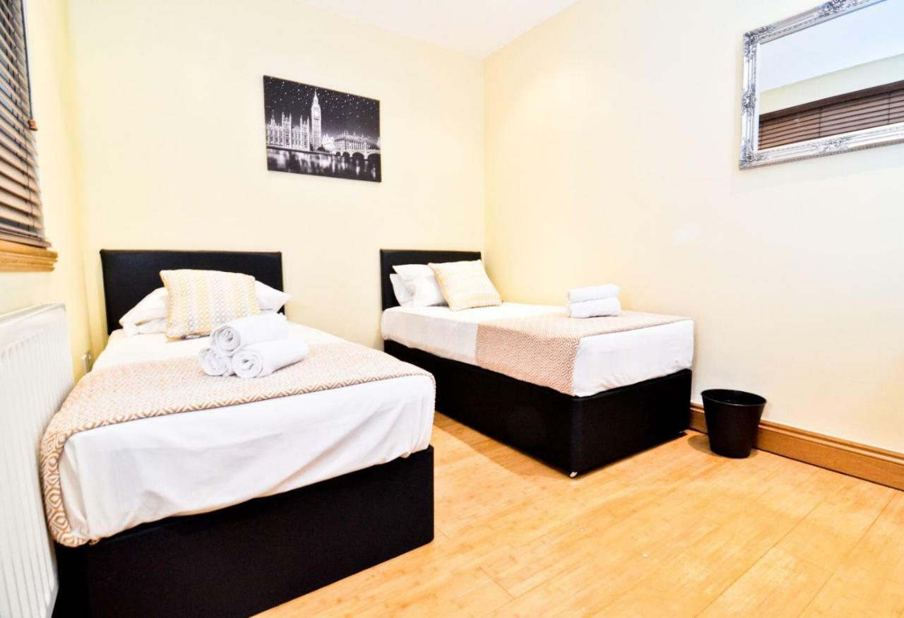 Thames View House Surrey Quays 3*