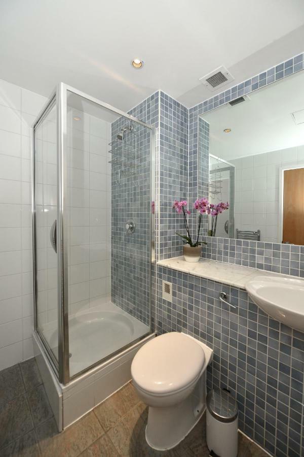 Modern & Peaceful Flat 2 Mins To Tube Appartement Londres