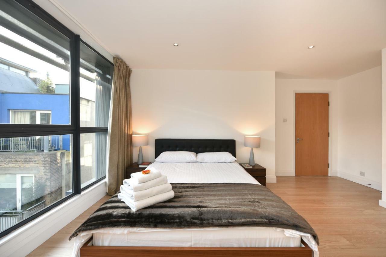 Modern & Peaceful Flat 2 Mins To Tube