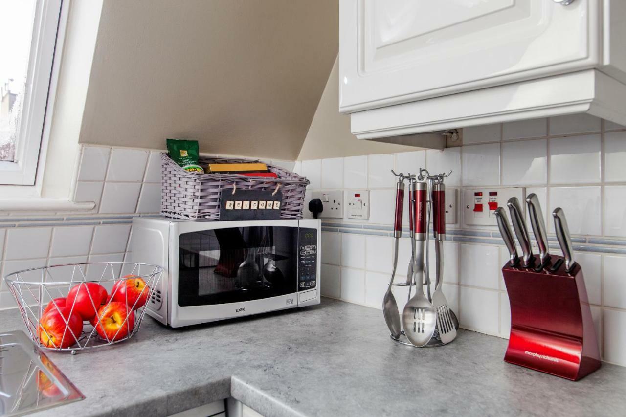 2bed 2bath In Fitzrovia Apartment London