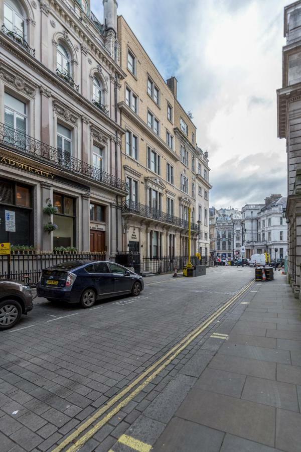 Leilighet Outstanding Trafalgar Penthouse, Sleeps 8