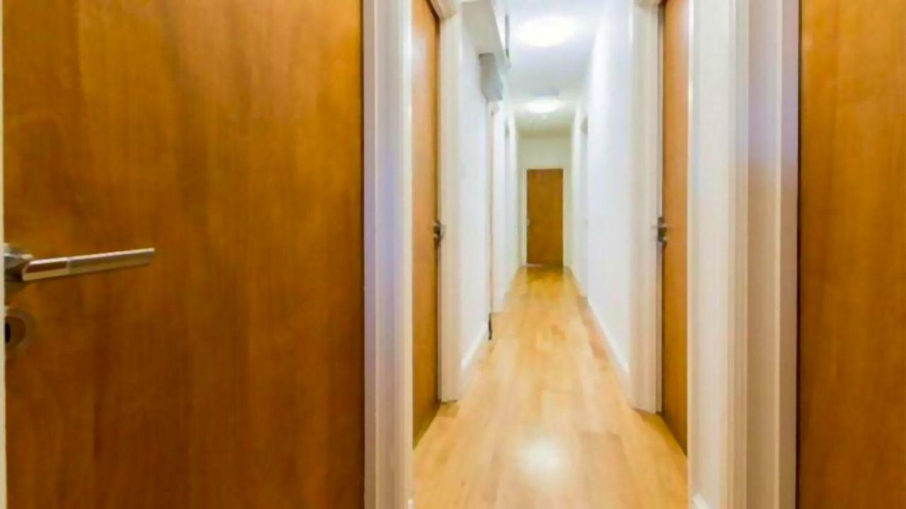 Crlondon Guest house *