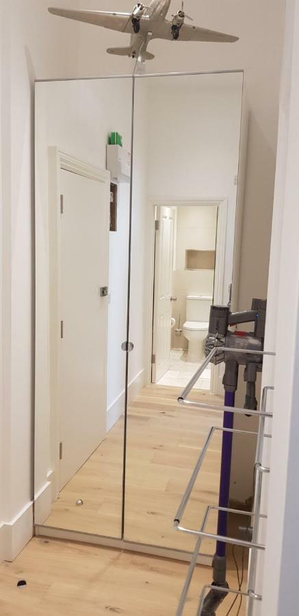 Luxury One Bed Next To Hyde Park Londra