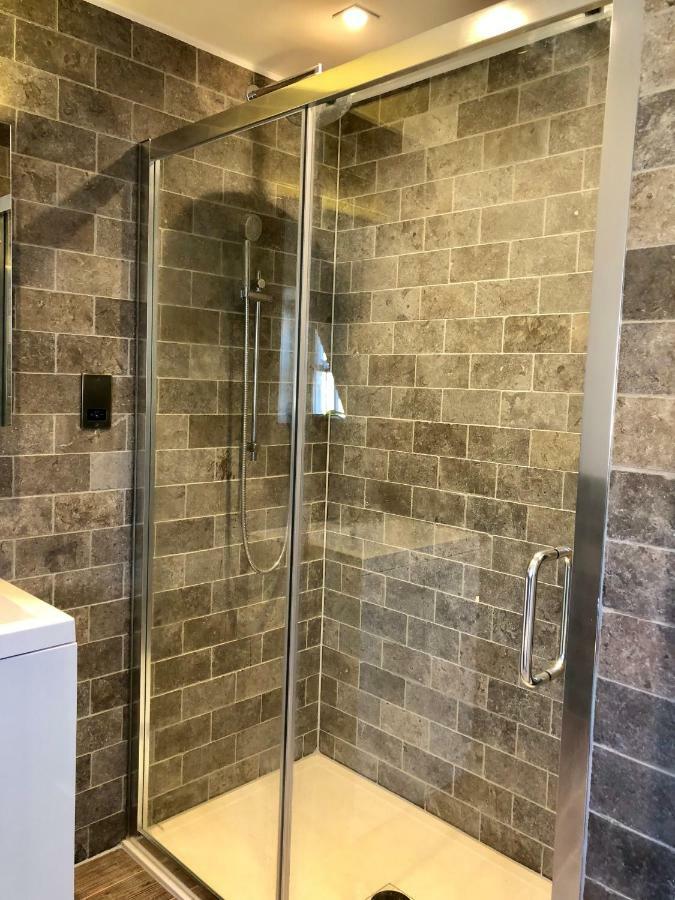 Stylish Maisonette And In Victoria