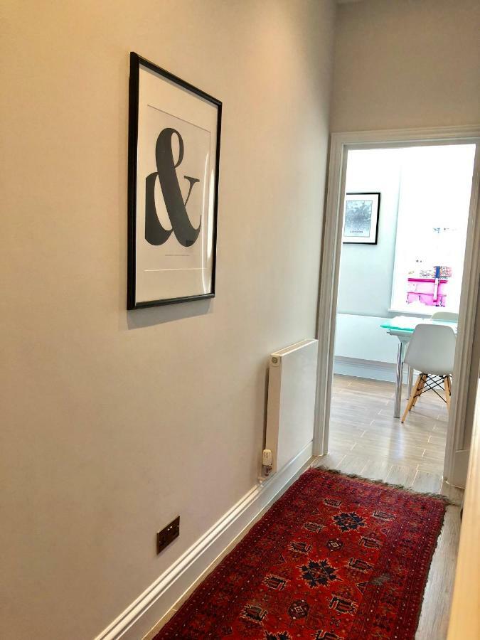 Stylish Maisonette And In Victoria Lejlighed