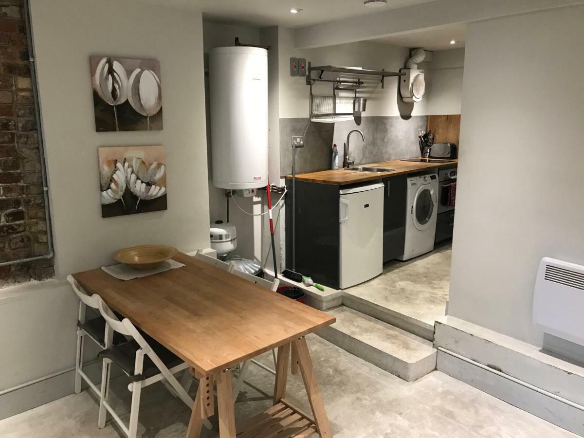 Apartment Hoxton Subterranean London