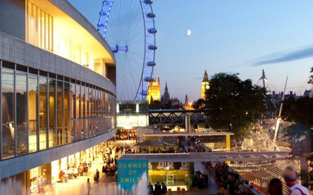 With Parking Near Waterloo & St Thomas & Big Ben & Parliament Apartment