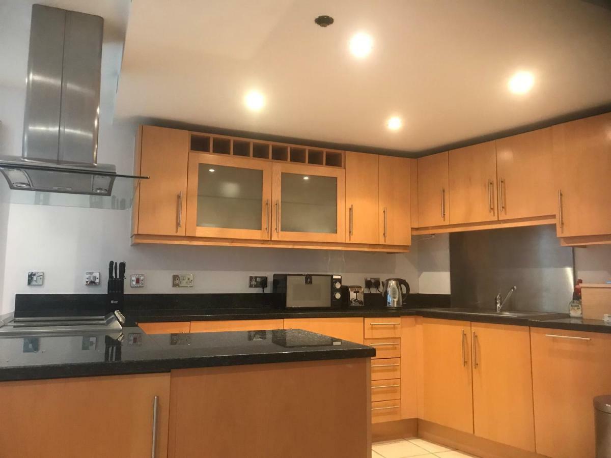 41 Millharbour * London