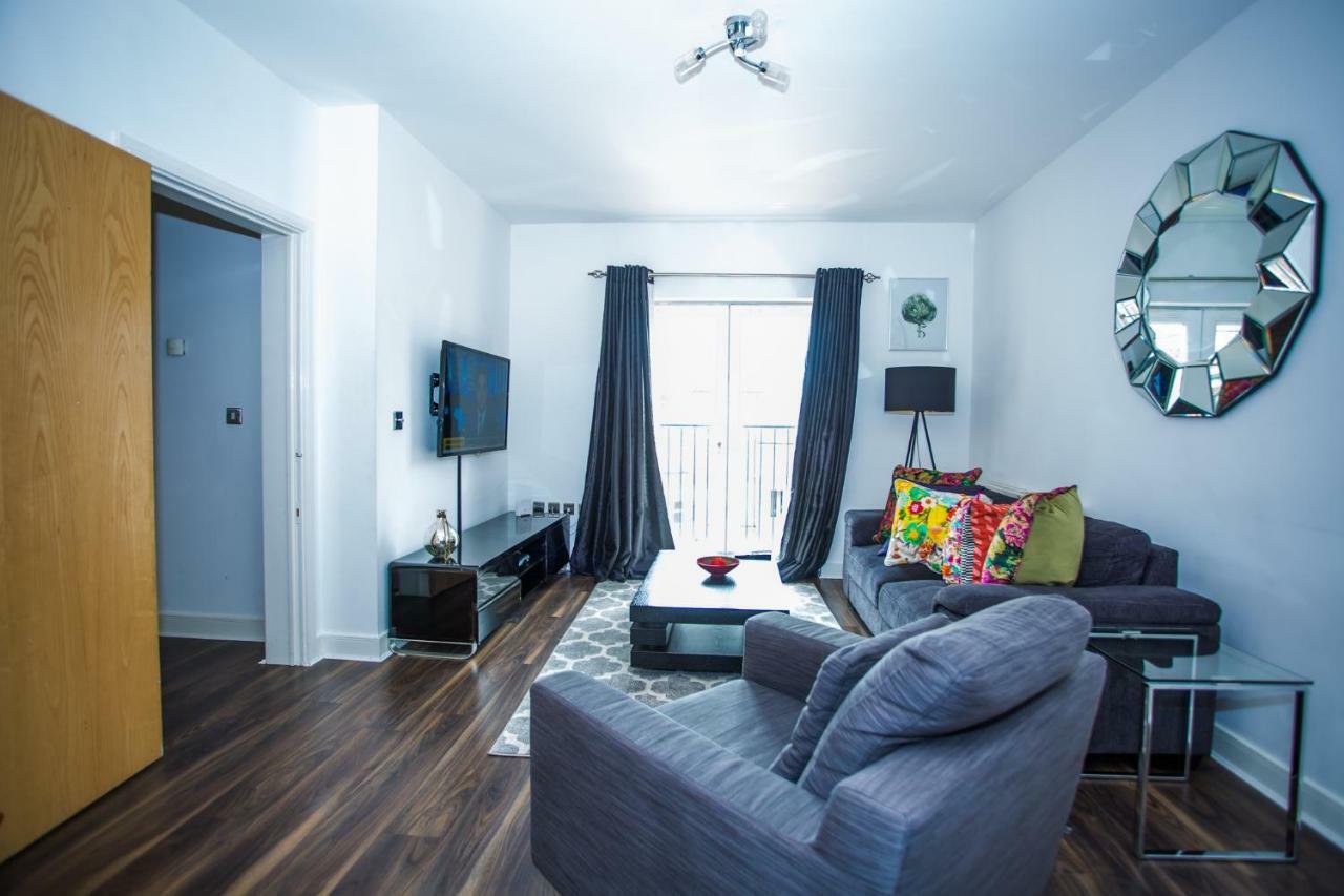Apartment Modern 2 Bedroom London