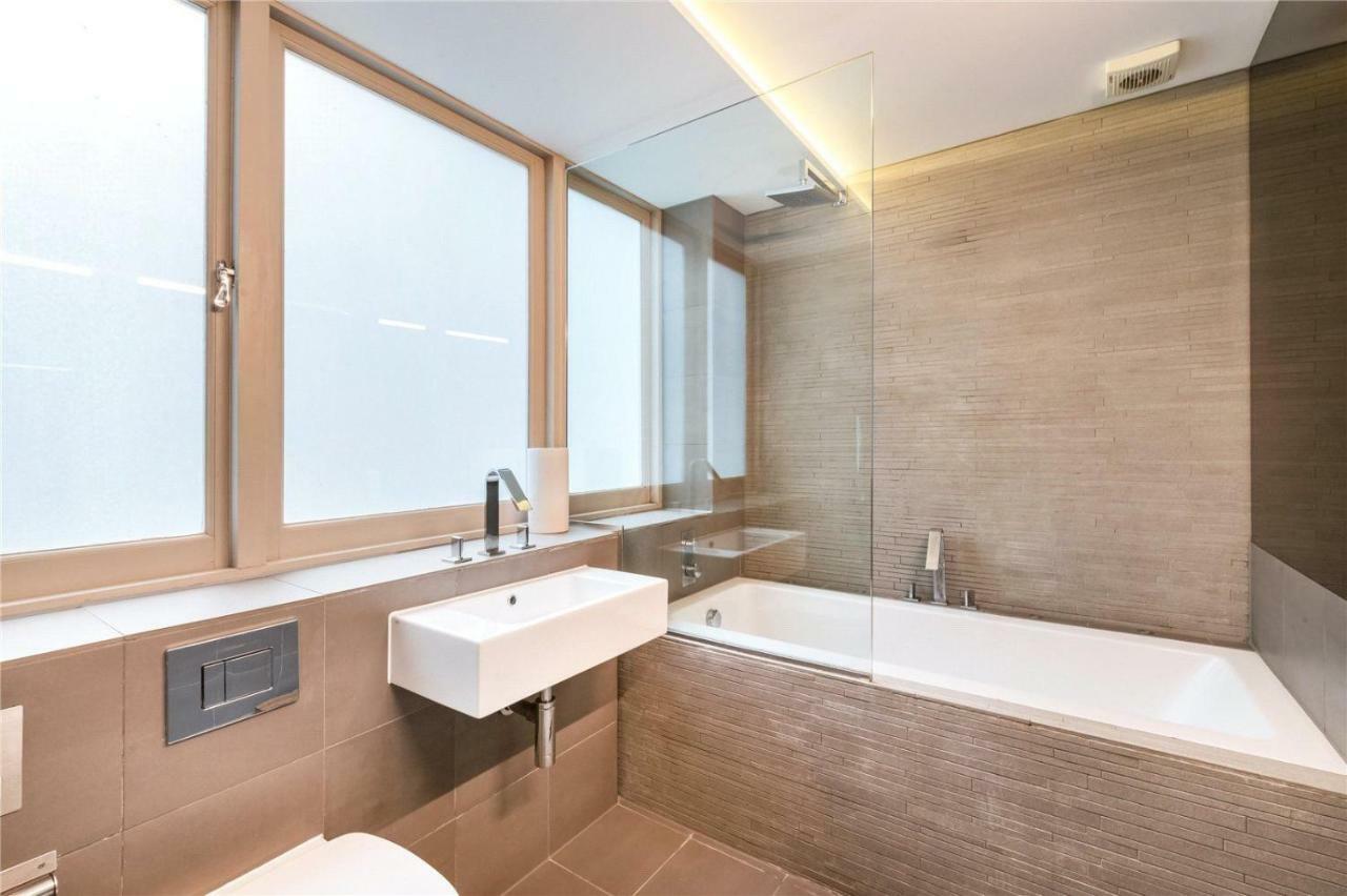 Luxury In Westminster Apartment London