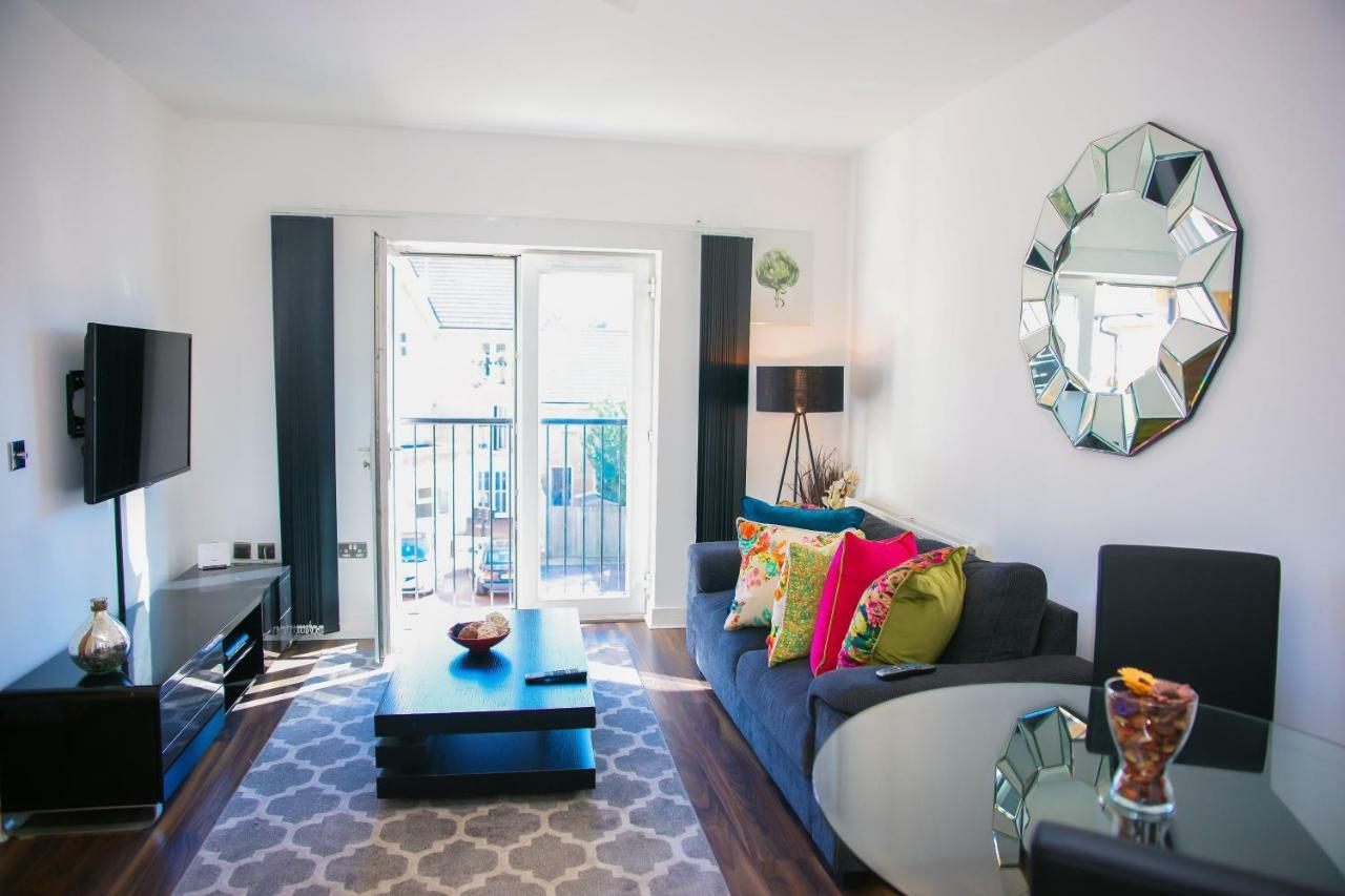 Modern 2 Bedroom