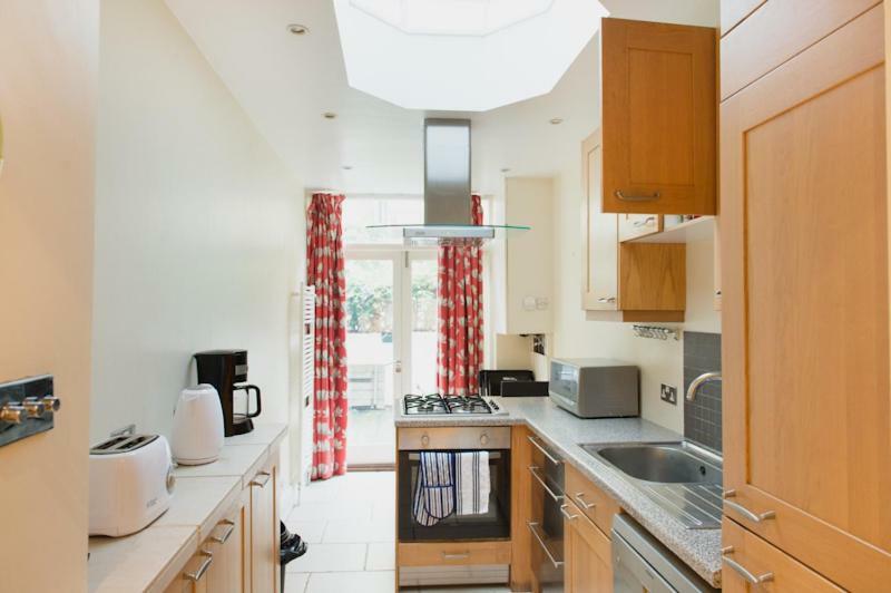 Large 2 Bedroom 2 Bathroom In Westminster Apartment London