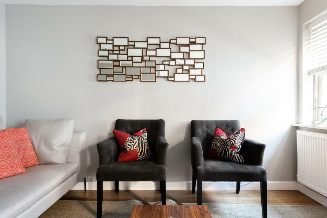 The Norfolk Maisonette - Lovely 4bdr Mews Apartment London