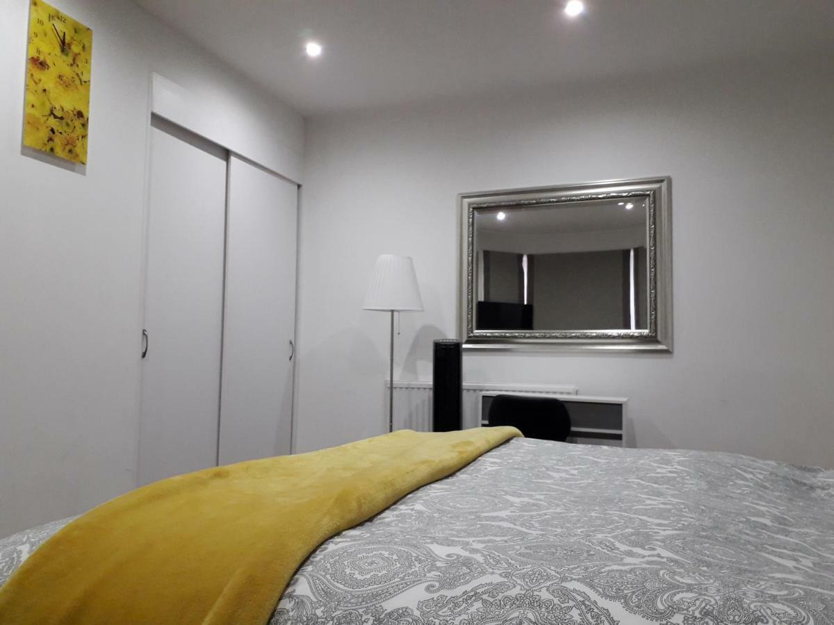 Luxurious In Kensington & Chelsea Apartment *