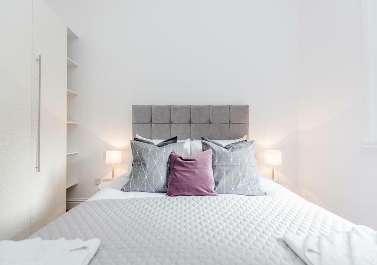 White Piccadilly Luxury Flat Appartement *