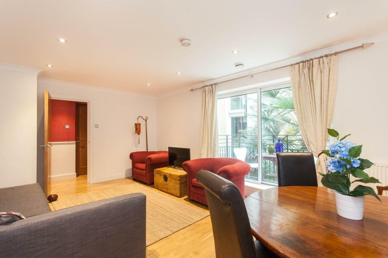 Superior 2 Bedroom St Paul's Of Apartment *