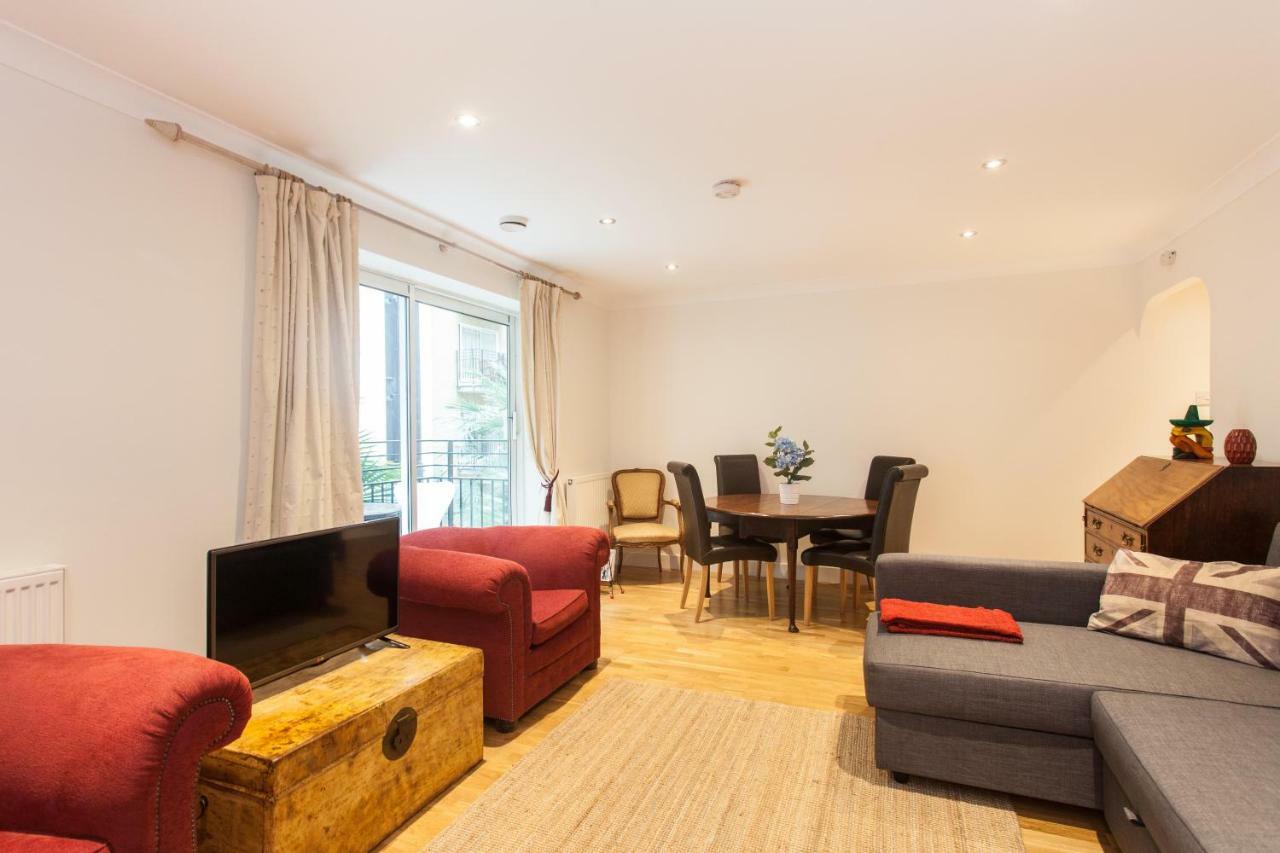 Superior 2 Bedroom St Paul's Of Apartment